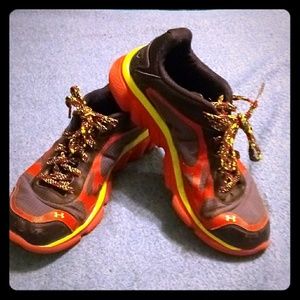 Under Armour Storm 6.5 youth tennis shoes